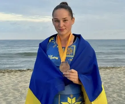 У сумчанки бронза чемпіонату світу з пляжної боротьби