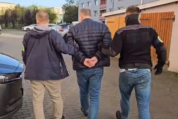 У Польщі затримано чоловіка, який підозрюється у поширенні дитячої порнографії: серед потерпілих – українські діти