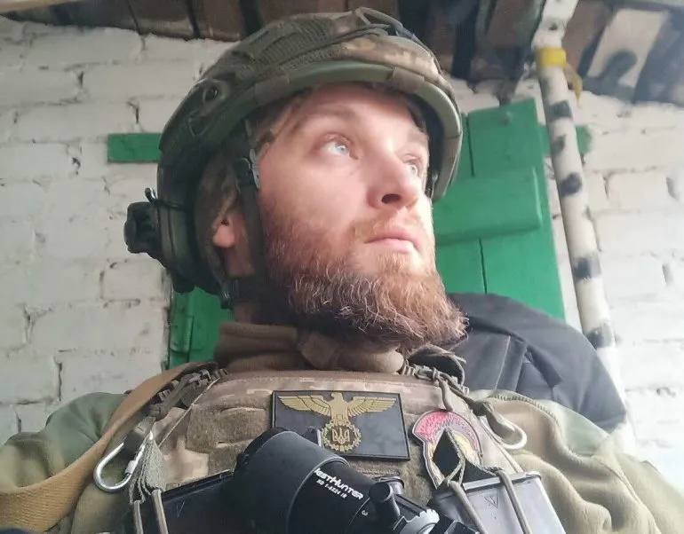 В Охтирці «депутати принишкли як сопля на дверній ручці» – військовий Партала розніс у пух і прах роботу райради