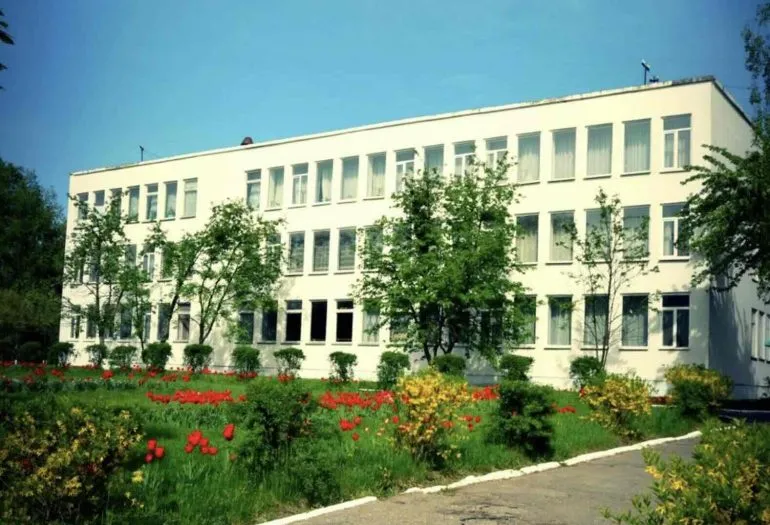 Правоохоронці розслідують завищення цін на 20-50% під час ремонту Низівського ліцею