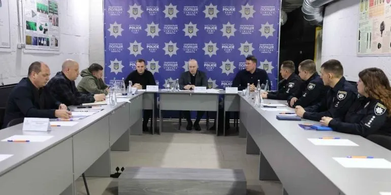 У Сумах висадився «Антикорупційний спецдесант»
