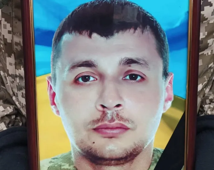 У Сумах попрощалися із захисником Юрієм Сидоренком