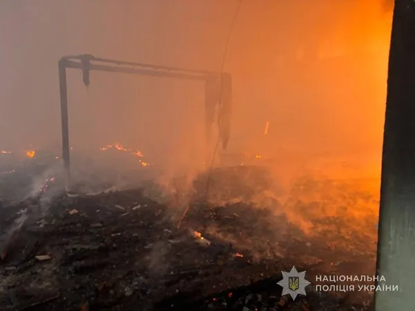 Одна людина поранена: поліція документує наслідки обстрілів Сумщини