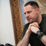 Ексголова ОП Єрмак поновив право на роботу адвокатом