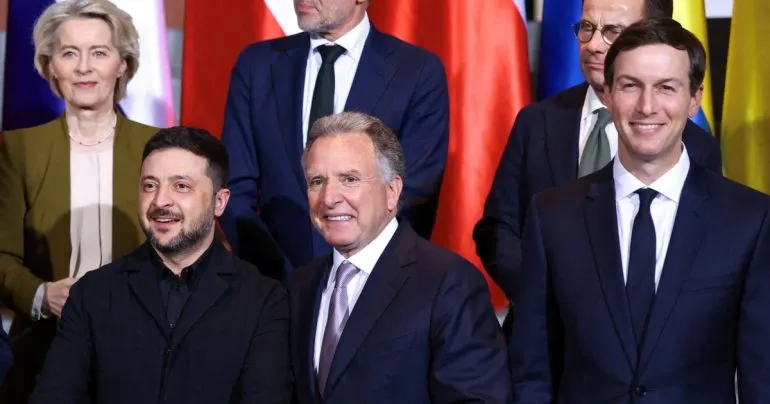 Президент обговорив із Кушнером і Віткоффом «напрацювання» після зустрічей в Абу-Дабі