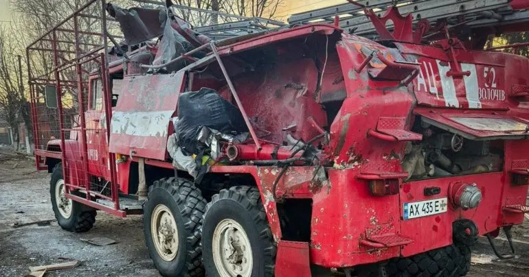 Росія двічі атакувала рятувальників під час ліквідації наслідків удару на Харківщині