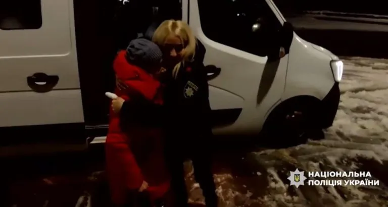 «Білий янгол» врятував родину з-під обстрілів на Сумщині (ВІДЕО)