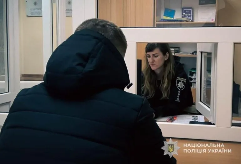 У Сумах поліцейські викрили наркопритон: організатору повідомлено про підозру