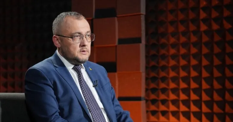 Україна видала дозволи на ексгумації для Польщі та почне власні пошукові роботи у червні – посол Боднар