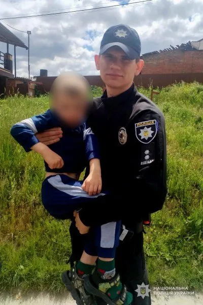 В Охтирці поліцейські оперативно розшукали малолітнього хлопчика та повернули його матері