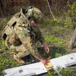 У Сумській громаді вибухотехніки знешкодили ворожий безпілотник, який впав на подвір’я та не здетонував