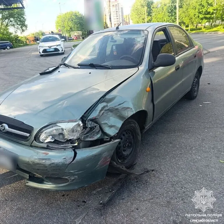 У Сумах сталася аварія через недотримання ПДР