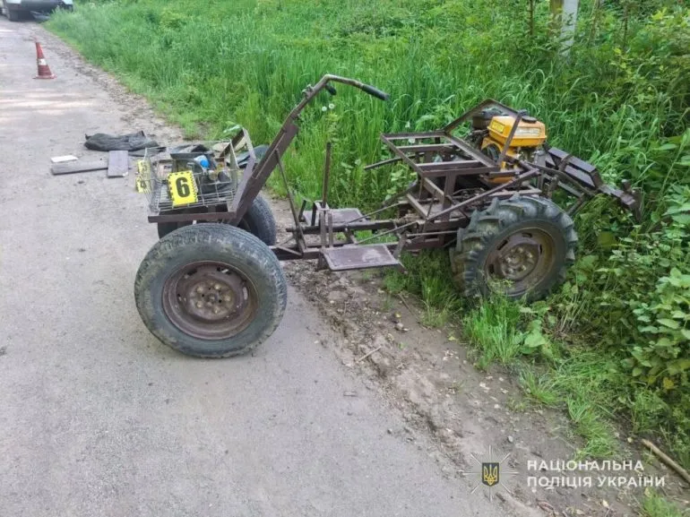 На Сумщині на саморобному мотоблоці нетверезий водій потрапив у ДТП і загинув