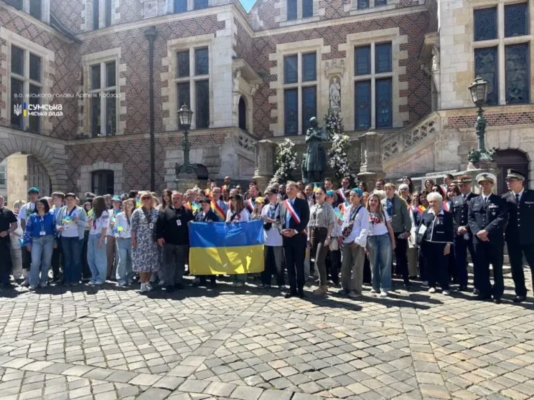 Нові гуманітарні проєкти для Сумської громади реалізують спільно з Орлеаном