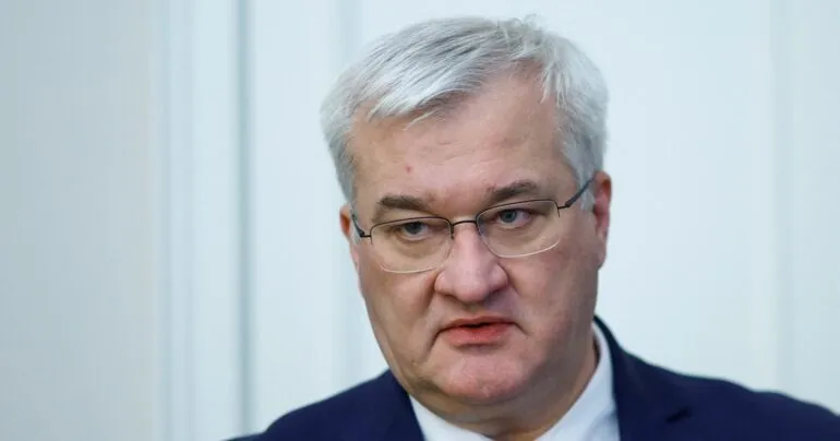 Сибіга закликав Польщу до діалогу на тлі критики через найменування підрозділу на честь героїв УПА